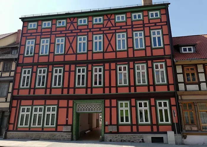 The 90's Deluxe Apartment *